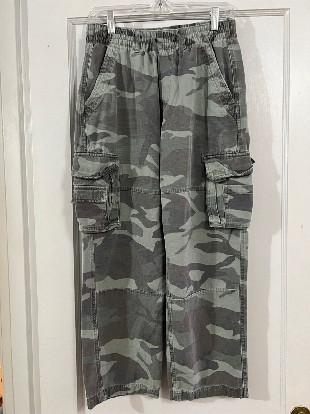 abercrombie kids Green Camo Cargo Pants